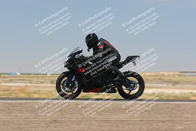 media/Jul-22-2022-TrackDaz (Fri) [[ca4971259a]]/Group B/130pm (Wheelie Bump)/